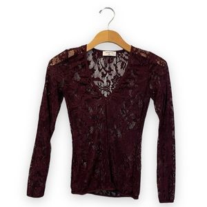 Aritzia Babaton V-neck Lace Top, Burgundy/ Wine, XXS